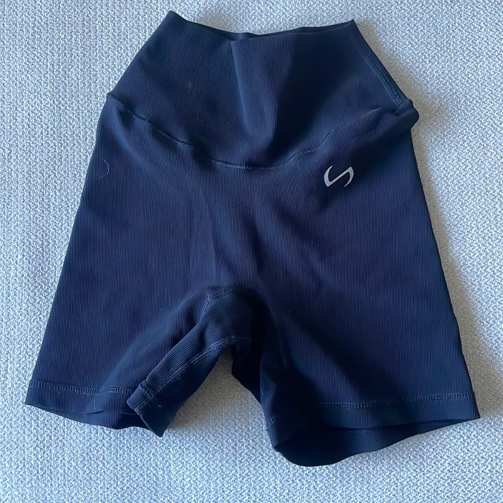 Black workout spandex